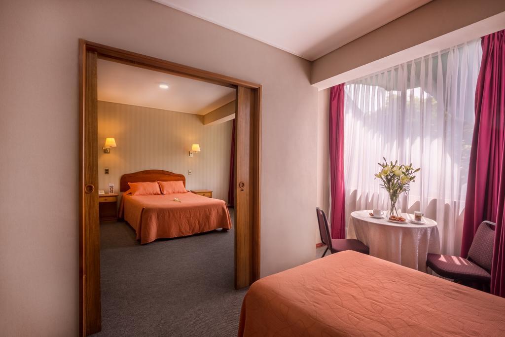 Hotel Conde Ansurez سانتياغو المظهر الخارجي الصورة